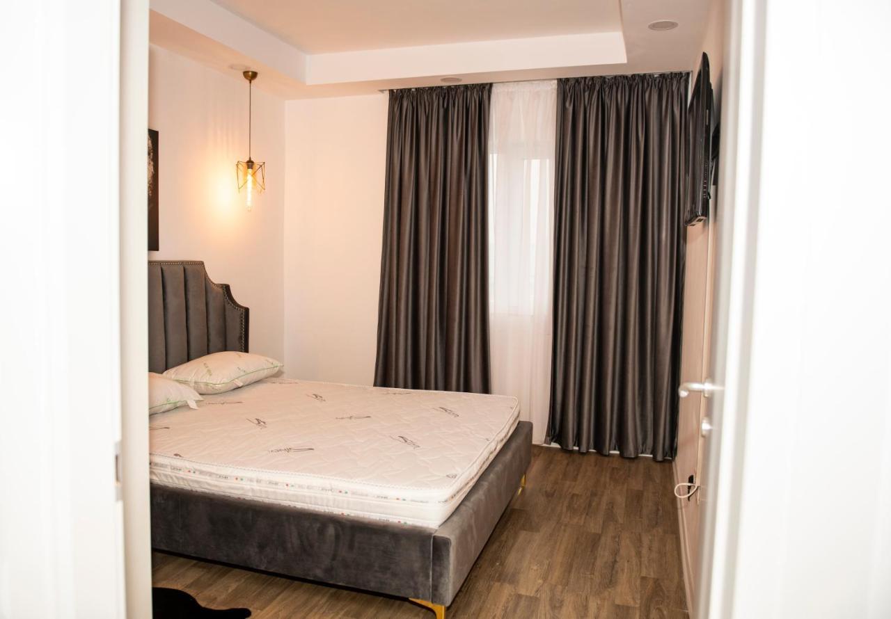Raphael Apartment North Bucharest Cosmopolis Stefanestii de Jos Exterior photo