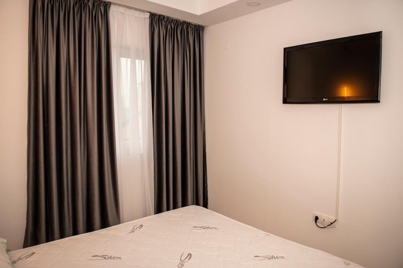 Raphael Apartment North Bucharest Cosmopolis Stefanestii de Jos Exterior photo